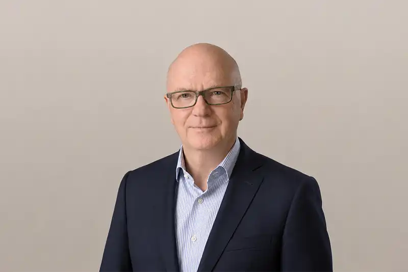 Dr. Stephan Kessel